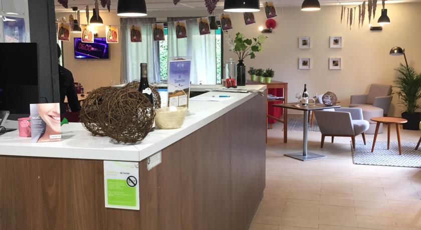 Hotel Campanile Evry Est - Saint Germain Les Corbeil Zewnętrze zdjęcie