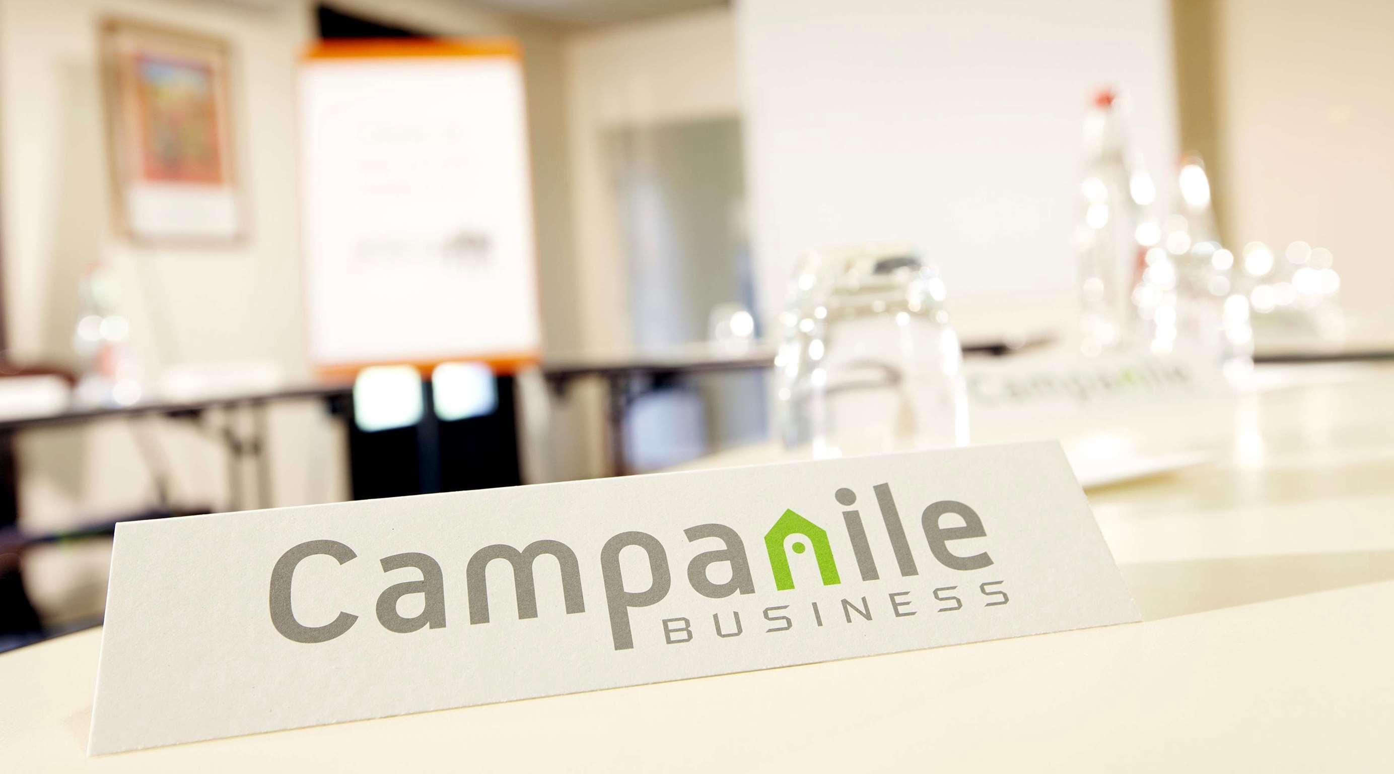 Hotel Campanile Evry Est - Saint Germain Les Corbeil Zewnętrze zdjęcie